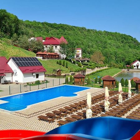 Mishyn-City Hotel Dobrovlyany Экстерьер фото