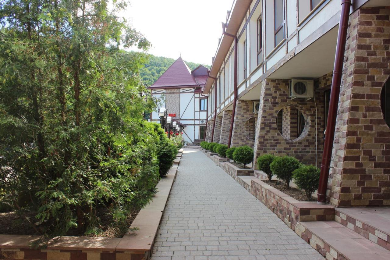 Mishyn-City Hotel Dobrovlyany Экстерьер фото