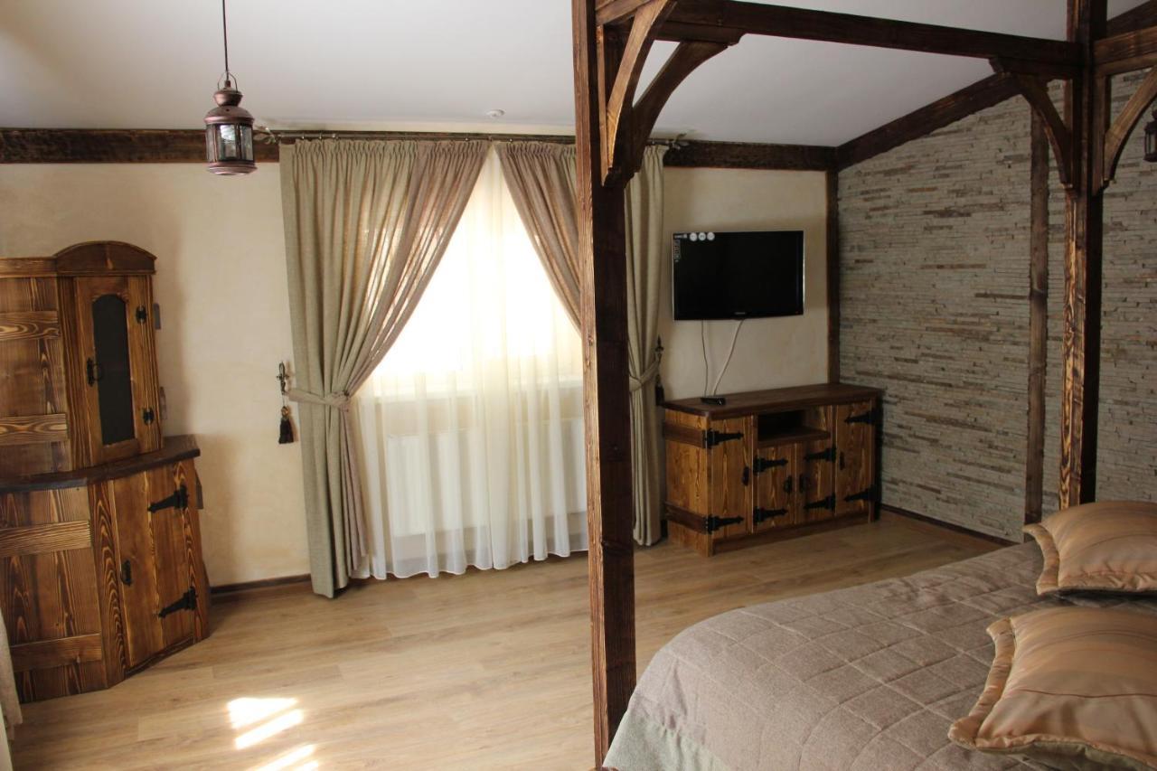 Mishyn-City Hotel Dobrovlyany Экстерьер фото