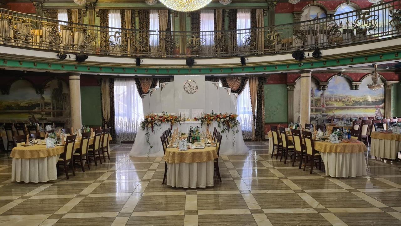 Mishyn-City Hotel Dobrovlyany Экстерьер фото