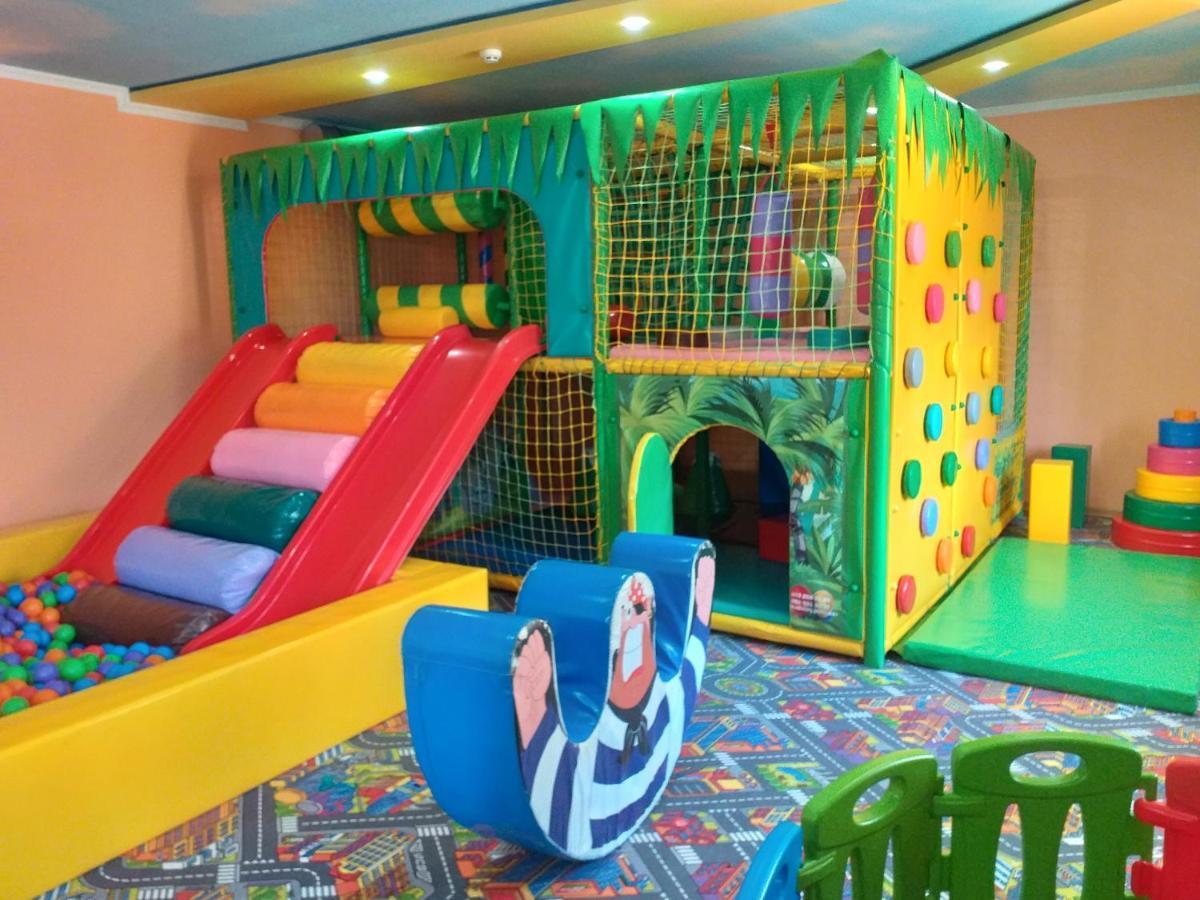 Mishyn-City Hotel Dobrovlyany Экстерьер фото