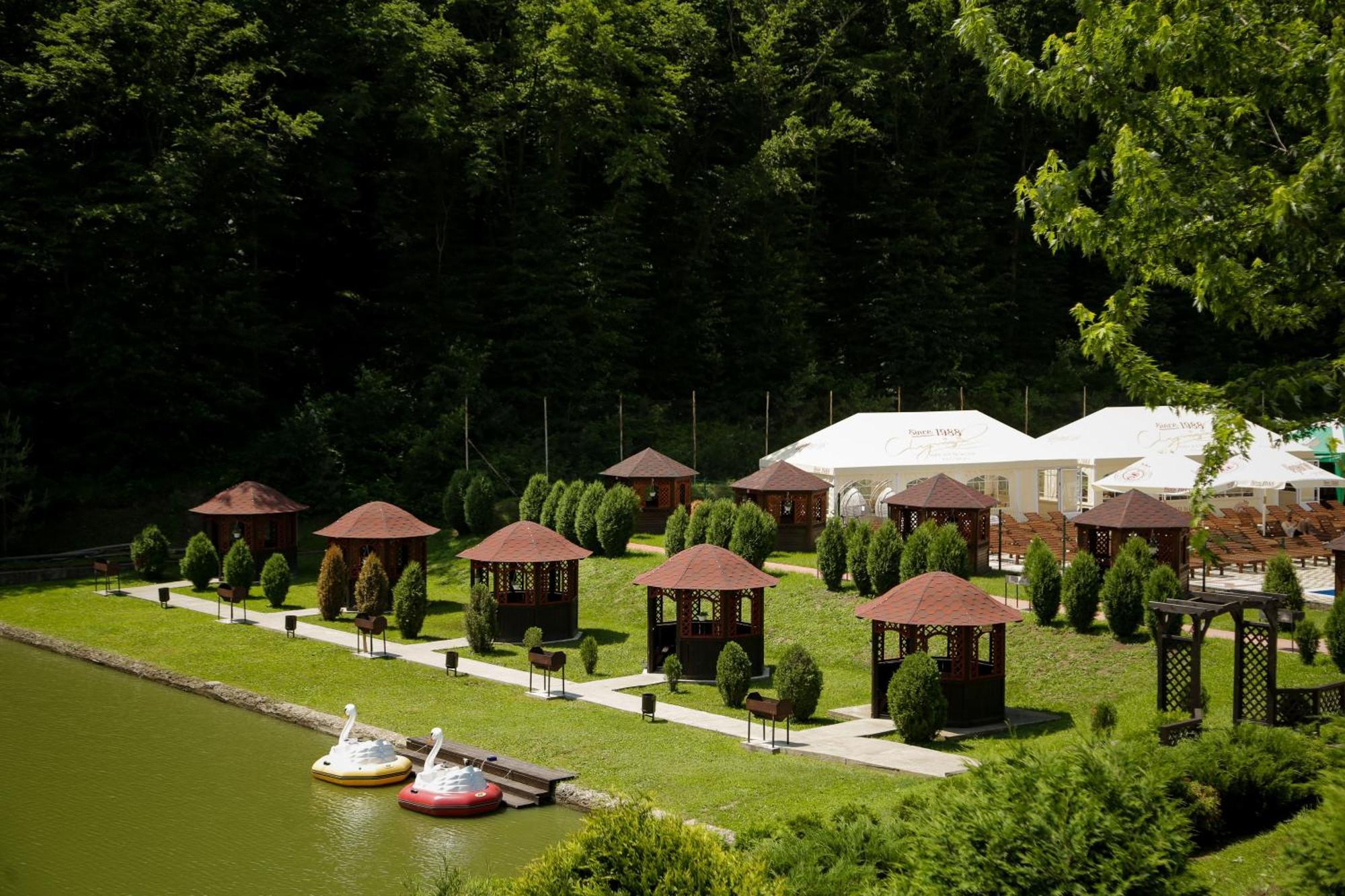 Mishyn-City Hotel Dobrovlyany Экстерьер фото