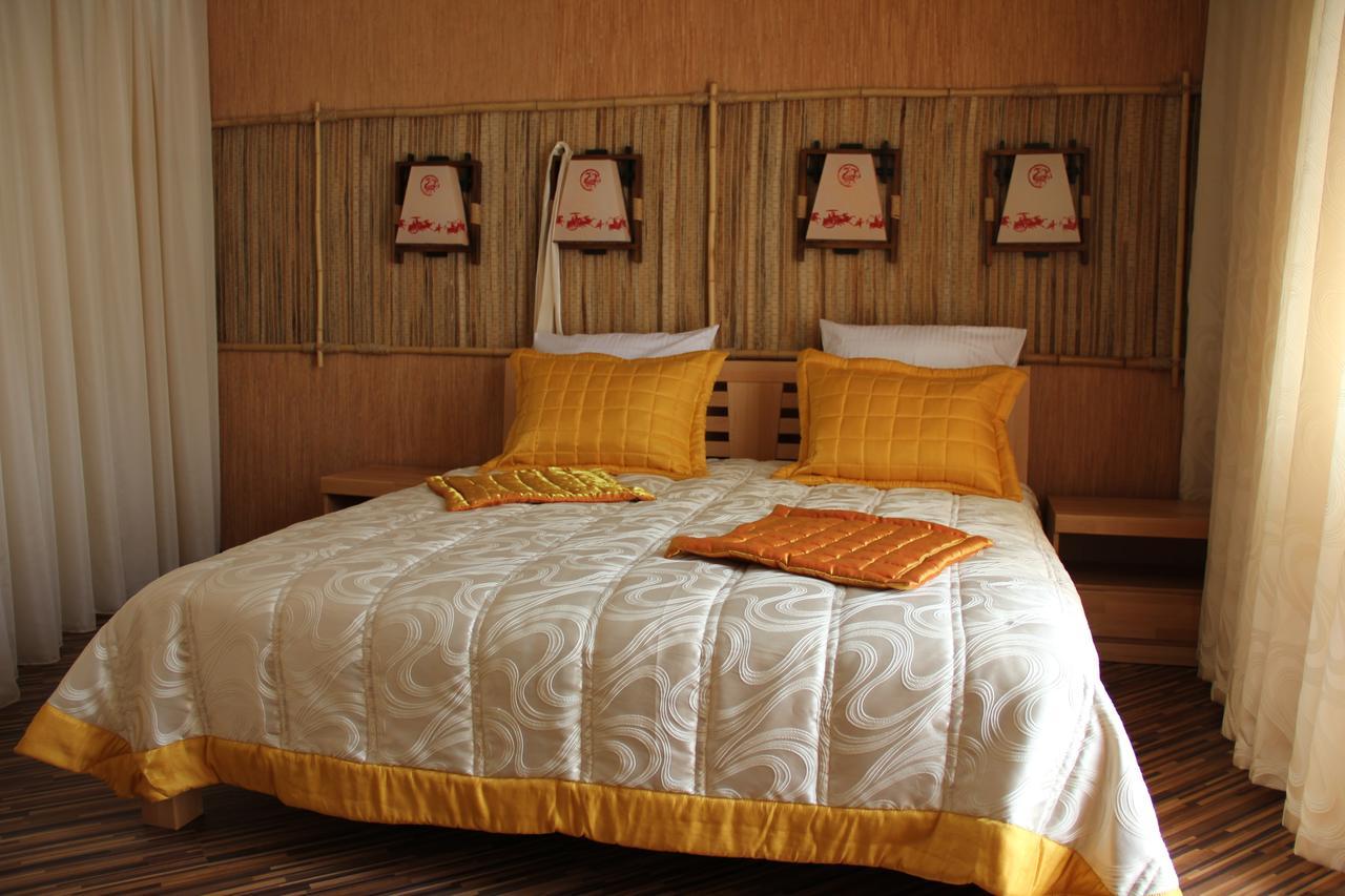 Mishyn-City Hotel Dobrovlyany Экстерьер фото